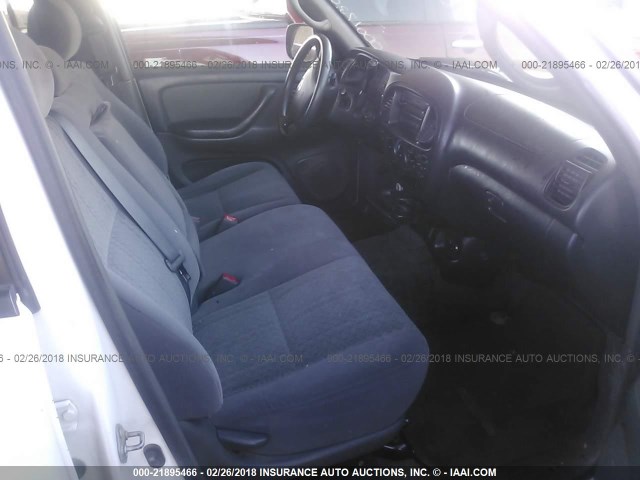 5TBDT44155S488314 - 2005 TOYOTA TUNDRA DOUBLE CAB SR5 WHITE photo 5
