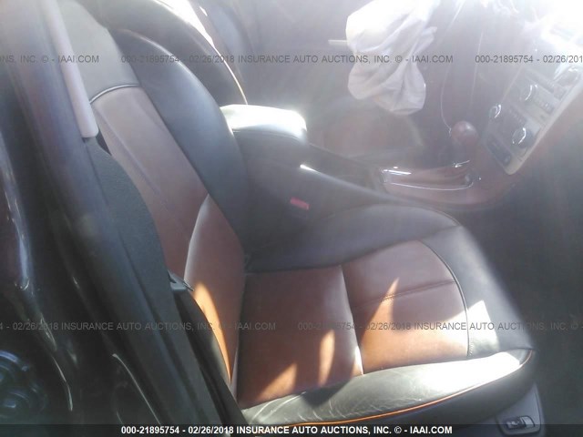 1G1ZE5E76A4107858 - 2010 CHEVROLET MALIBU LTZ BLACK photo 5