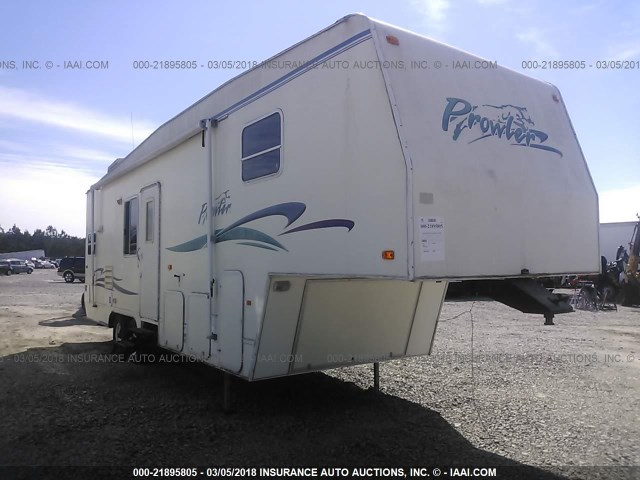 1EC5X3024X1477436 - 1999 FLEETWOOD PROWLER  WHITE photo 1