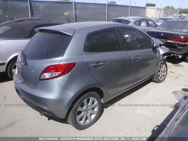 JM1DE1LY9D0152858 - 2013 MAZDA MAZDA2 SILVER photo 4