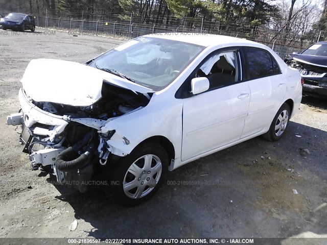 2T1BU4EE9BC581743 - 2011 TOYOTA COROLLA S/LE WHITE photo 2