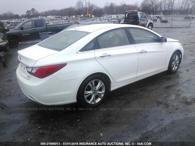 5NPEC4AC9DH802861 - 2013 HYUNDAI SONATA SE/LIMITED WHITE photo 4