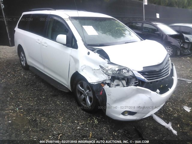 5TDKK3DC9BS087390 - 2011 TOYOTA SIENNA LE WHITE photo 1