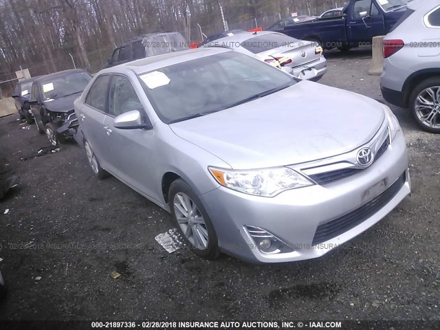 4T4BF1FK8CR240742 - 2012 TOYOTA CAMRY SE/LE/XLE SILVER photo 1