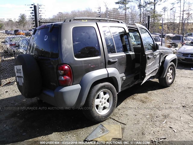 1J4GL48K55W572022 - 2005 JEEP LIBERTY SPORT Boz foto 4