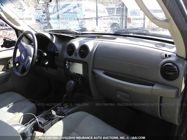 1J4GL48K55W572022 - 2005 JEEP LIBERTY SPORT Boz foto 5