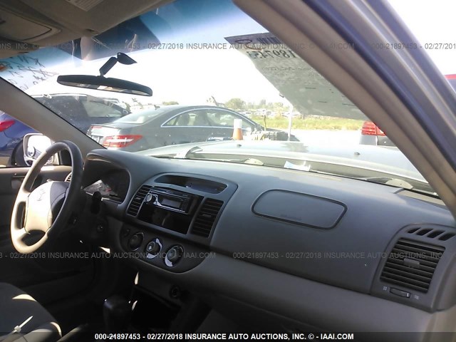 4T1BE32K36U648469 - 2006 TOYOTA CAMRY LE/XLE/SE GRAY photo 5