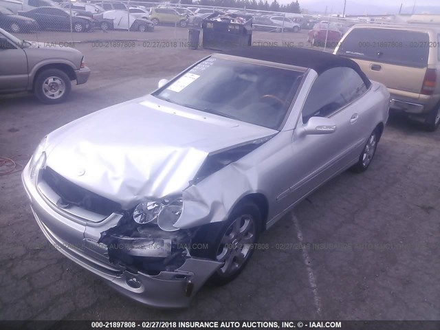 WDBTK65G34T017295 - 2004 MERCEDES-BENZ CLK 320 SILVER photo 2