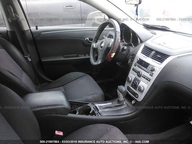 1G1ZC5E02AF177886 - 2010 CHEVROLET MALIBU 1LT 金色 照片 5