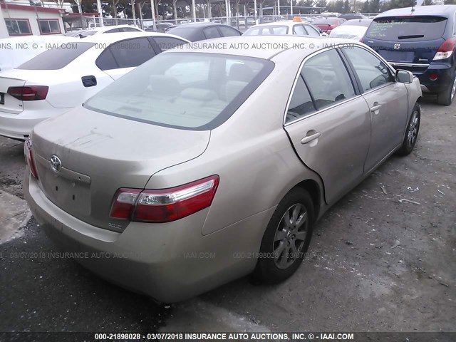 4T1BE46KX7U002752 - 2007 TOYOTA CAMRY NEW GENERAT CE/LE/XLE/SE TAN photo 4
