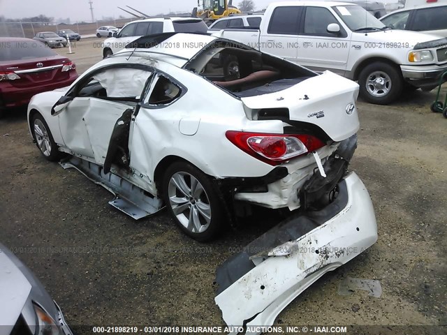 KMHHU6KH3AU022058 - 2010 HYUNDAI GENESIS COUPE 3.8L WHITE photo 6