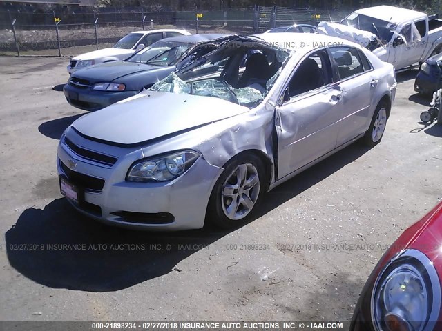 1G1ZA5EU6CF389055 - 2012 CHEVROLET MALIBU LS 银色 照片 2