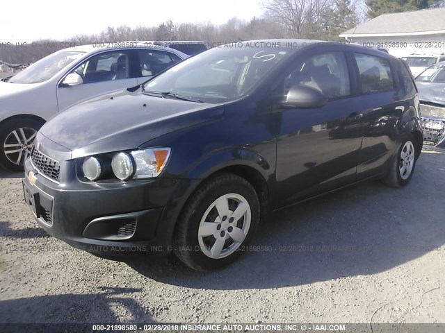 1G1JB6SH3E4114717 - 2014 CHEVROLET SONIC LS 灰色 照片 2