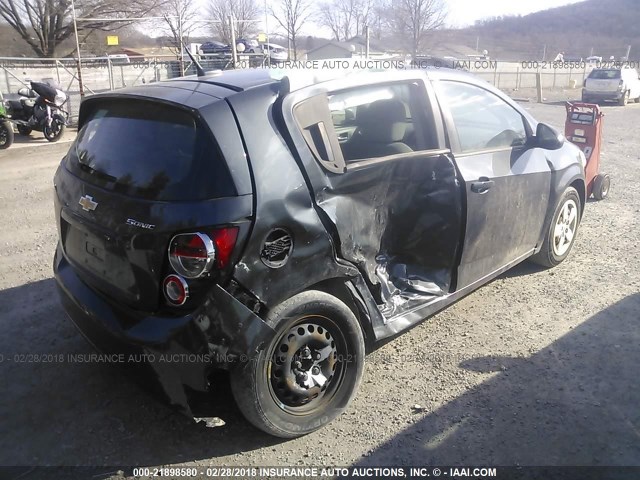 1G1JB6SH3E4114717 - 2014 CHEVROLET SONIC LS 灰色 照片 6