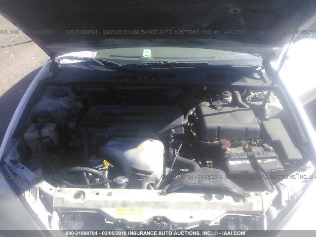 4T1BE32K83U183750 - 2003 TOYOTA CAMRY LE/XLE/SE თეთრი ფოტო 10