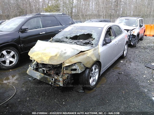 1G1ZB5EB5A4139925 - 2010 CHEVROLET MALIBU LS 银色 照片 2