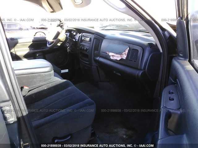 3D7KA28D34G160261 - 2004 DODGE RAM 2500 ST/SLT 灰色 照片 5
