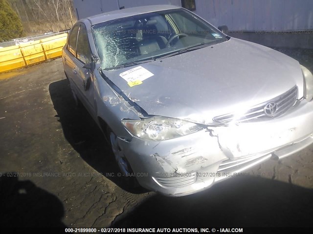 4T1BE32K95U092702 - 2005 TOYOTA CAMRY LE/XLE/SE SILVER photo 6