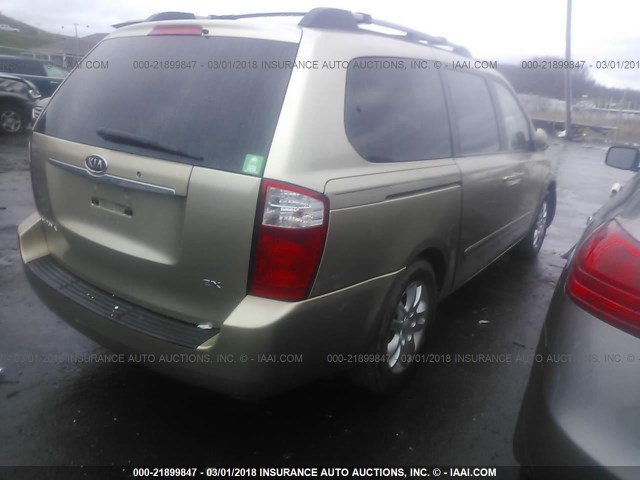 KNDMB233576180418 - 2007 KIA SEDONA EX/LX GOLD photo 4