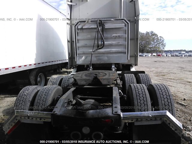 1FUJA6CK25LU64987 - 2005 FREIGHTLINER CONVENTIONAL COLUMBIA WHITE photo 8