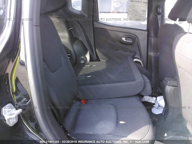 ZACCJAAB7HPF42105 - 2017 JEEP RENEGADE SPORT Սև լուսանկար 8