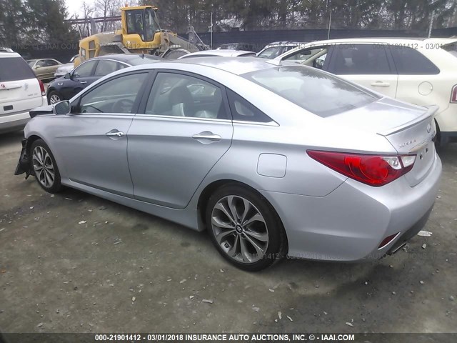 5NPEC4AB5EH898559 - 2014 HYUNDAI SONATA SE/LIMITED SILVER photo 3