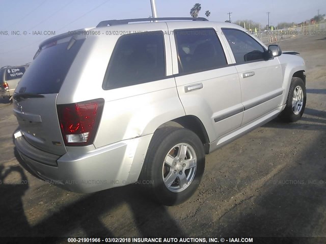 1J8HS48P37C549912 - 2007 JEEP GRAND CHEROKEE LAREDO/COLUMBIA/FREEDOM SILVER photo 4