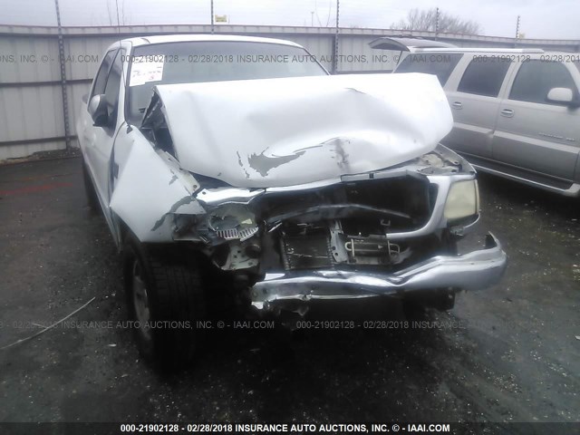 1FTRW07L61KF47169 - 2001 FORD F150 SUPERCREW WHITE photo 6