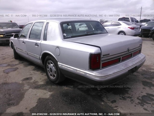 1LNLM82W2VY726321 - 1997 LINCOLN TOWN CAR SIGNATURE/TOURING SILVER photo 3