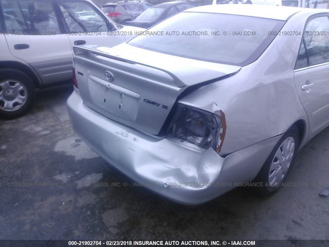 4T1BE32K55U528591 - 2005 TOYOTA CAMRY LE/XLE/SE ვერცხლისფერი ფოტო 6