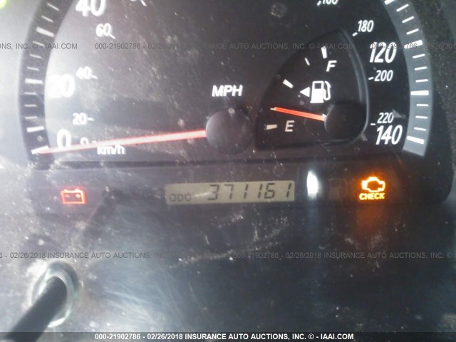 4T1BE32K32U519805 - 2002 TOYOTA CAMRY LE/XLE/SE ოქროსფერი ფოტო 7