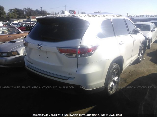 5TDKKRFH0FS092642 - 2015 TOYOTA HIGHLANDER XLE WHITE photo 4