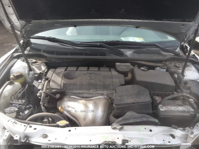 4T1BF3EK2BU772056 - 2011 TOYOTA CAMRY SE/LE/XLE SILVER photo 10