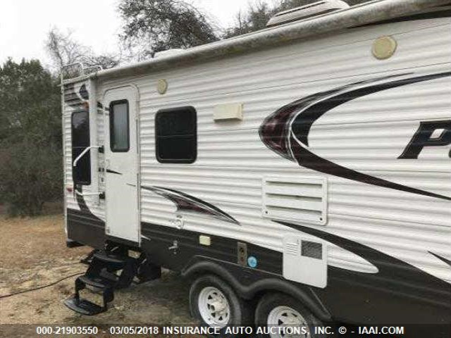 4X4TPUB26EP048299 - 2014 FOREST RIVER PALOMINO PUMA  白色 照片 3