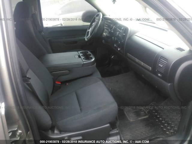 3GTP2VE79DG269661 - 2013 GMC SIERRA K1500 SLE GRAY photo 5