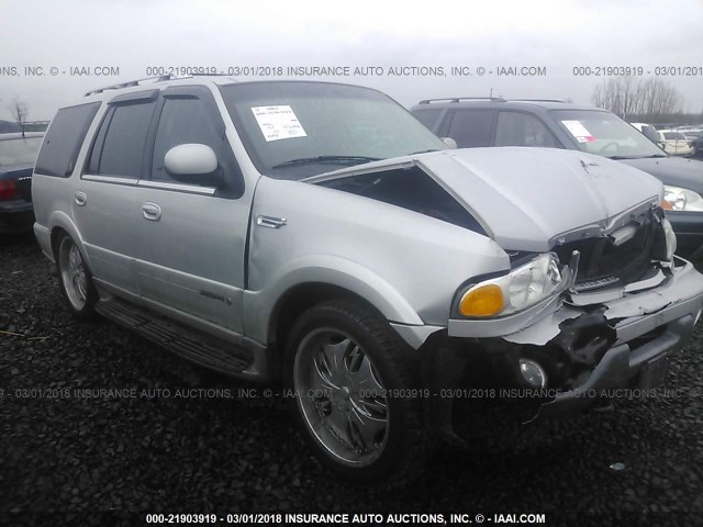 5LMFU28A5YLJ24291 - 2000 LINCOLN NAVIGATOR SILVER photo 1