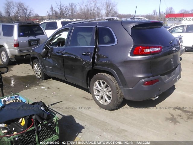 1C4PJLCB3HW578354 - 2017 JEEP CHEROKEE LATITUDE GRAY photo 3