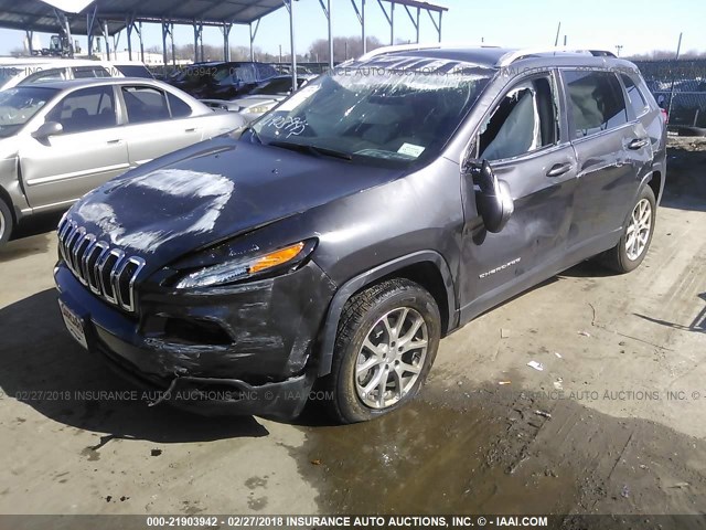 1C4PJLCB3HW578354 - 2017 JEEP CHEROKEE LATITUDE GRAY photo 6