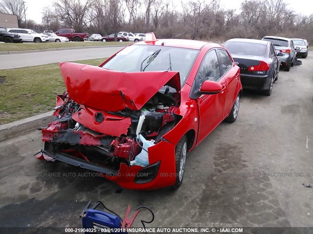 JM1DE1KY9D0171007 - 2013 MAZDA MAZDA2 RED photo 2