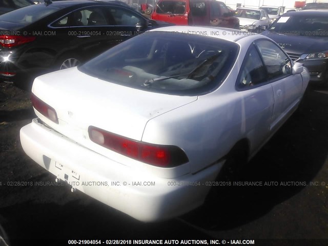 JH4DC4450VS004050 - 1997 ACURA INTEGRA LS WHITE photo 4