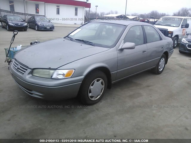 4T1BG22K0XU400024 - 1999 TOYOTA CAMRY CE/LE/XLE Champagne photo 2