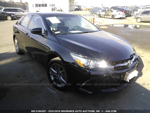 4T1BF1FK7HU743292 - 2017 TOYOTA CAMRY LE/XLE/SE/XSE BLACK photo 1