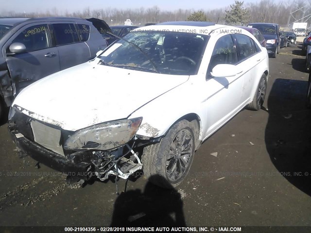 1C3CCBCG5EN150869 - 2014 CHRYSLER 200 LIMITED WHITE photo 2