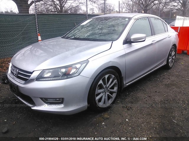 1HGCR2F5XDA218403 - 2013 HONDA ACCORD SPORT 银色 照片 2