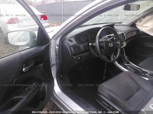 1HGCR2F5XDA218403 - 2013 HONDA ACCORD SPORT 银色 照片 5