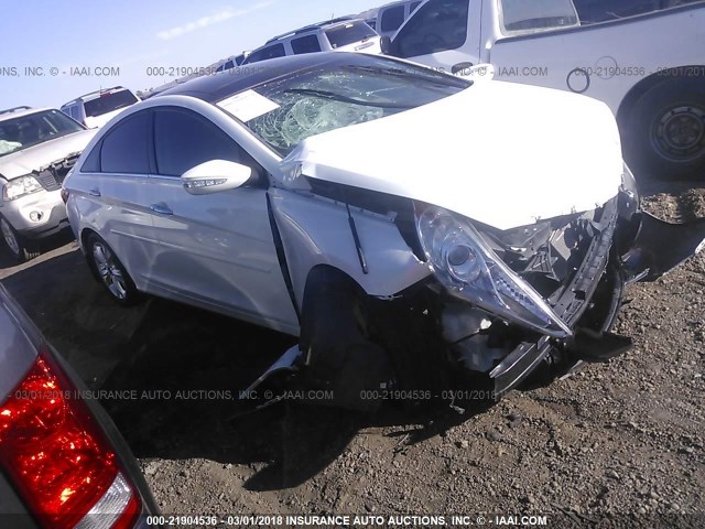 5NPEC4AC1CH461938 - 2012 HYUNDAI SONATA SE/LIMITED WHITE photo 1