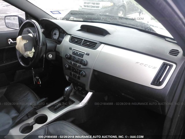 1FAHP37N79W105281 - 2009 FORD FOCUS SEL BLACK photo 5