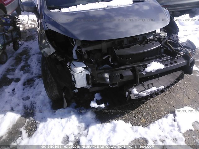 3N1CE2CP9GL370723 - 2016 NISSAN VERSA NOTE S/S PLUS/SV/SL/SR GRAY photo 6