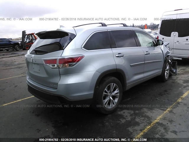 5TDBKRFH8FS158077 - 2015 TOYOTA HIGHLANDER LE/LE PLUS SILVER photo 4