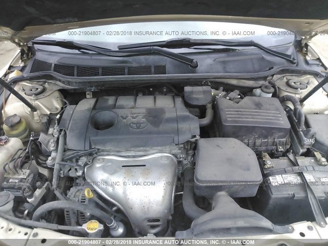 4T4BF3EK9BR121352 - 2011 TOYOTA CAMRY SE/LE/XLE Золотой фото 10